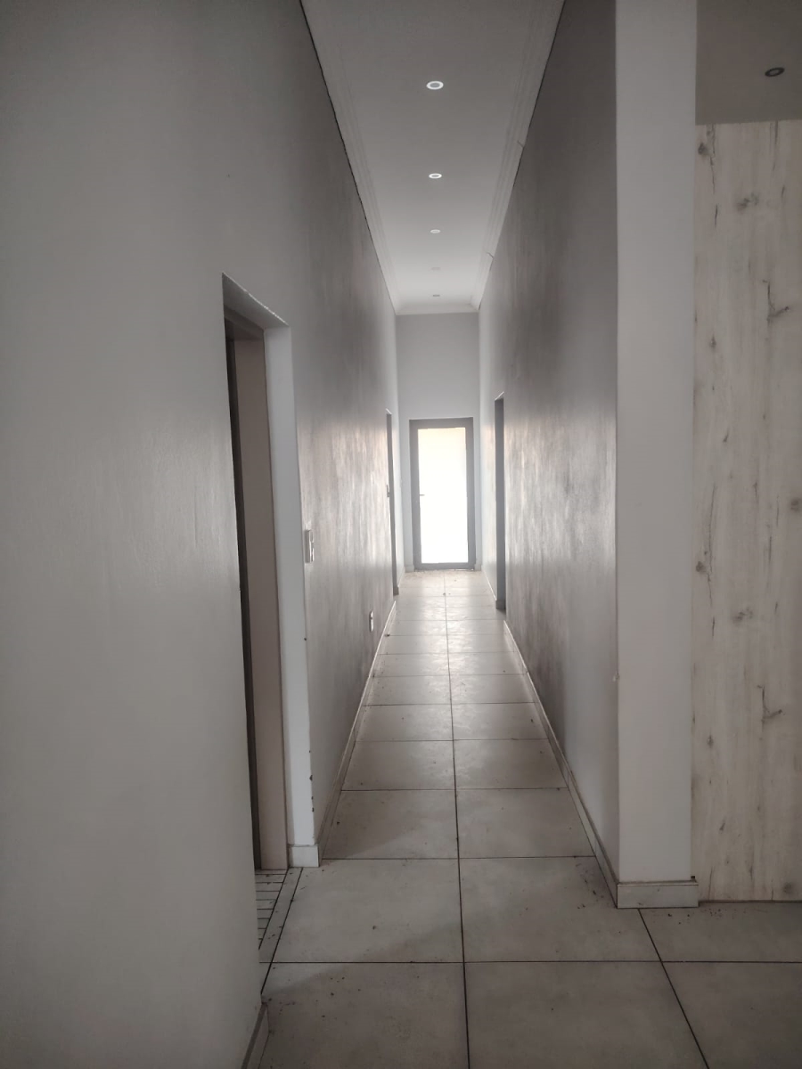 3 Bedroom Property for Sale in Geelhoutpark North West